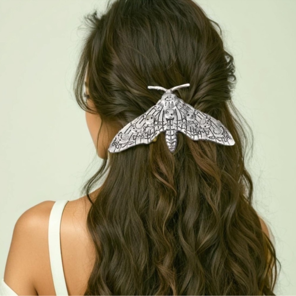 Gothic Silvery Moth Hair Pin